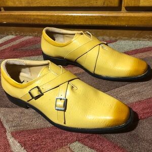 Donna Oxford Double Buckle Monk Strap Men’s Size 10.5 Mustard
